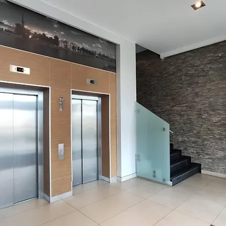 Widok & Parking Apartment